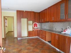 Moradia - Brufe, Vila Nova de Famalic�o, Braga - Miniatura: 1/12