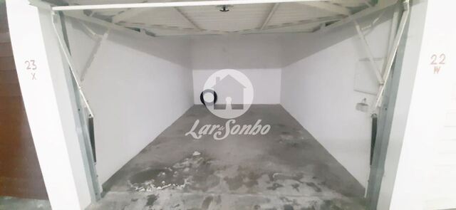 Garagem - P�voa de Varzim, P�voa de Varzim, Porto - Imagem grande