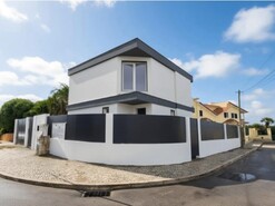 Moradia T2 - S�o Domingos de Rana, Cascais, Lisboa
