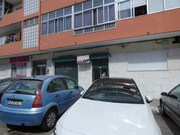 Loja - Mina de gua, Amadora, Lisboa - Miniatura: 3/9