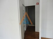 Loja - Santa Maria da Feira, Santa Maria da Feira, Aveiro - Miniatura: 5/9