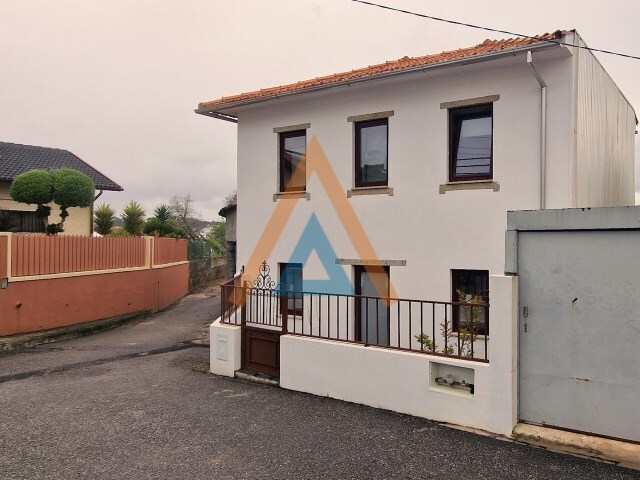 Moradia T3 - Santa Maria da Feira, Santa Maria da Feira, Aveiro - Imagem grande