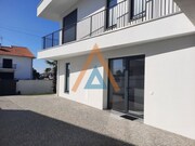 Moradia T3 - So Joo da Madeira, So Joo da Madeira, Aveiro - Miniatura: 1/9