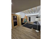 Moradia T6 - Mosteir, Santa Maria da Feira, Aveiro - Miniatura: 1/9
