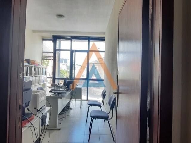 Escritório - Santa Maria da Feira, Santa Maria da Feira, Aveiro - Imagem grande