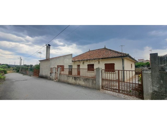 Moradia T4 - Bemposta, Mogadouro, Bragan�a - Imagem grande