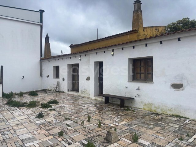 Moradia T4 - S�o Barnab�, Almod�var, Beja - Imagem grande