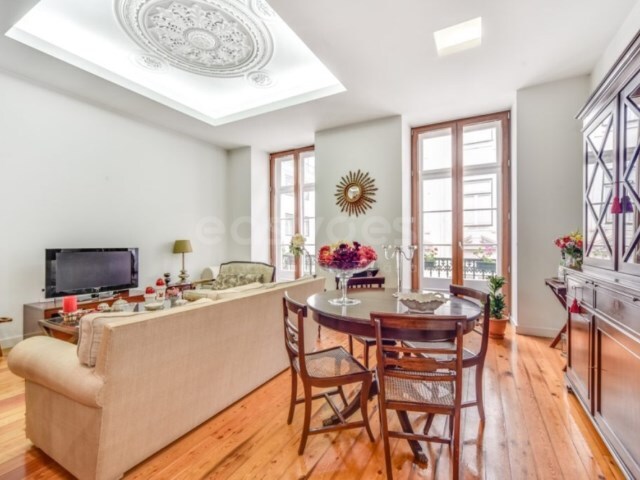 Apartamento T2 - Santa Maria Maior, Lisboa, Lisboa - Imagem grande