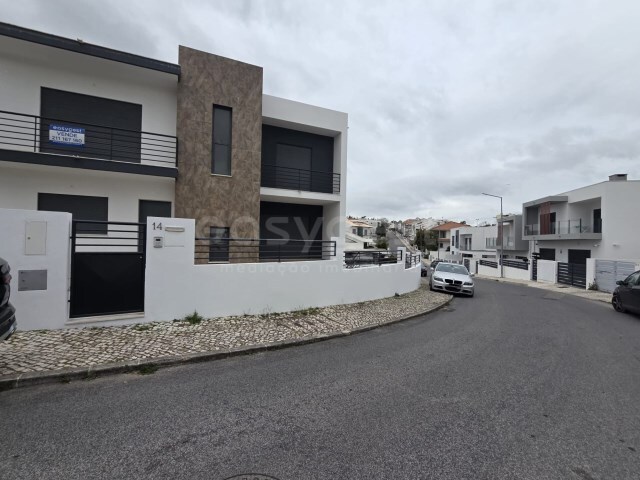 Moradia - Laranjeiro, Almada, Set�bal - Imagem grande