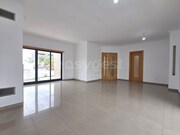 Moradia - Laranjeiro, Almada, Set�bal - Miniatura: 3/9