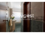 Moradia > T6 - Vila Real St Antonio, Vila Real de Santo Ant�nio, Faro (Algarve) - Miniatura: 6/9