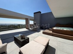 Apartamento T4 - Venteira, Amadora, Lisboa