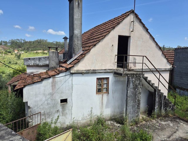 Moradia T2 - S�o Sim�o de Lit�m, Pombal, Leiria - Imagem grande