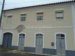 Moradia T4 - Pataias, Alcoba�a, Leiria