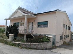 Moradia T4 - Pataias, Alcoba�a, Leiria