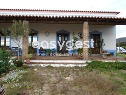 Moradia T4 - Vila Verde de Ficalho, Serpa, Beja