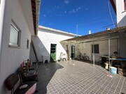 Moradia - Valado dos Frades, Nazar�, Leiria - Miniatura: 2/9