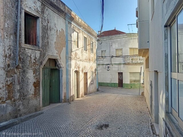 Moradia - Valado dos Frades, Nazar�, Leiria - Imagem grande