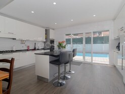 Moradia T4 - Quinta do Conde, Sesimbra, Set�bal