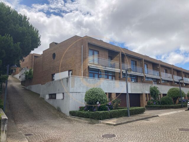 Moradia T5 - Santa Marinha, Vila Nova de Gaia, Porto - Imagem grande