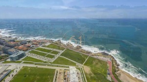 Pr�dio T0 - Canidelo, Vila Nova de Gaia, Porto - Miniatura: 19/19