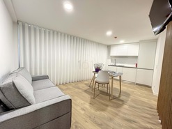 Apartamento T5 - Cedofeita, Porto, Porto - Miniatura: 13/37