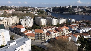 Apartamento T0 - Lordelo do Ouro, Porto, Porto - Miniatura: 10/15