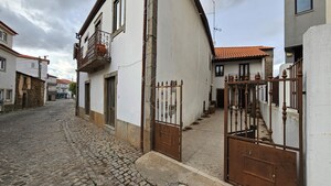 Moradia T3 - N�o Definido, N�o Definido, N�o Definido - Miniatura: 27/31