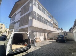 Pr�dio T0 - �guas Santas, Maia, Porto - Miniatura: 8/29