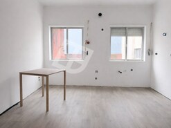 Apartamento T0 - Gl�ria, Aveiro, Aveiro