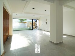 Loja T0 - Santiago de Riba-Ul, Oliveira de Azem�is, Aveiro