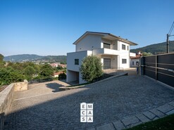 Moradia T5 - Arouca, Arouca, Aveiro - Miniatura: 1/24