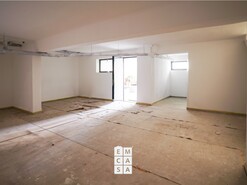 Loja T0 - Santiago de Riba-Ul, Oliveira de Azem�is, Aveiro - Miniatura: 7/8