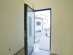 Loja T0 - Santiago de Riba-Ul, Oliveira de Azem�is, Aveiro - Miniatura: 8/8