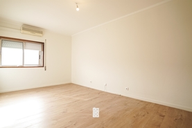 Apartamento T3 - S�o Pedro de Castel�es, Vale de Cambra, Aveiro - Miniatura: 19/24