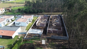 Moradia T3 - Loureiro, Oliveira de Azem�is, Aveiro - Miniatura: 13/24