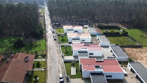 Moradia T3 - Loureiro, Oliveira de Azem�is, Aveiro - Miniatura: 20/24