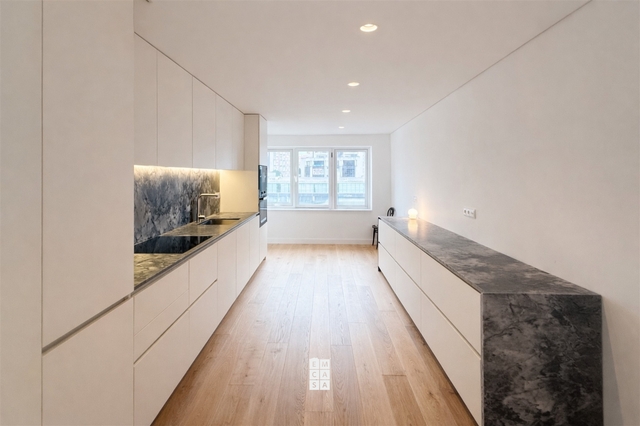 Apartamento T4 - Santiago de Riba-Ul, Oliveira de Azem�is, Aveiro - Imagem grande