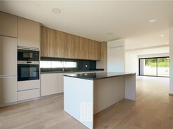 Moradia T3 - Lob�o, Santa Maria da Feira, Aveiro - Miniatura: 6/24