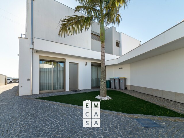 Moradia T4 - Santa Maria da Feira, Santa Maria da Feira, Aveiro - Imagem grande