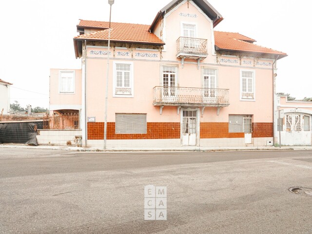 Moradia T4 - Vila de Cucuj�es, Oliveira de Azem�is, Aveiro - Imagem grande