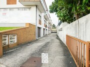 Garagem - Santa Maria da Feira, Santa Maria da Feira, Aveiro - Miniatura: 7/9