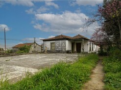 Quinta - S�o Pedro de Castel�es, Vale de Cambra, Aveiro - Miniatura: 9/24