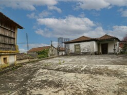 Quinta - S�o Pedro de Castel�es, Vale de Cambra, Aveiro - Miniatura: 11/24