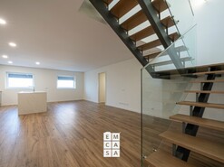 Moradia T3 - Vila de Cucujes, Oliveira de Azemis, Aveiro