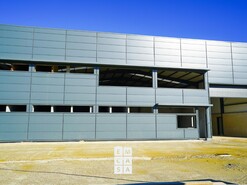 Armaz�m T0 - Pinheiro da Bemposta, Oliveira de Azem�is, Aveiro