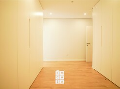 Apartamento T2 - Santiago de Riba-Ul, Oliveira de Azem�is, Aveiro - Miniatura: 13/24