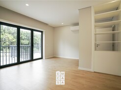 Apartamento T2 - Santiago de Riba-Ul, Oliveira de Azem�is, Aveiro - Miniatura: 14/24