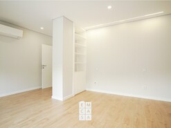 Apartamento T2 - Santiago de Riba-Ul, Oliveira de Azem�is, Aveiro - Miniatura: 16/24