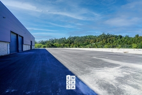 Armaz�m T0 - Pinheiro da Bemposta, Oliveira de Azem�is, Aveiro - Miniatura: 13/17